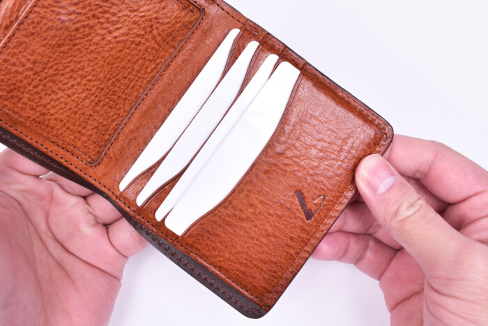 review-tsuchiya-kaban-urbano-compact-coin-purse-card-really-tight