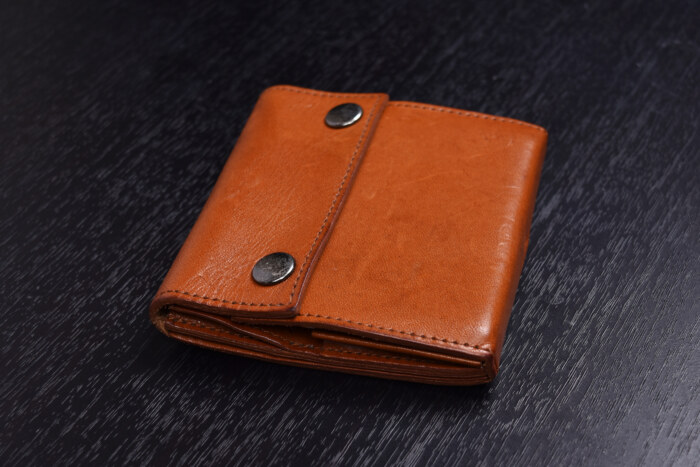 statelos-aging-leather